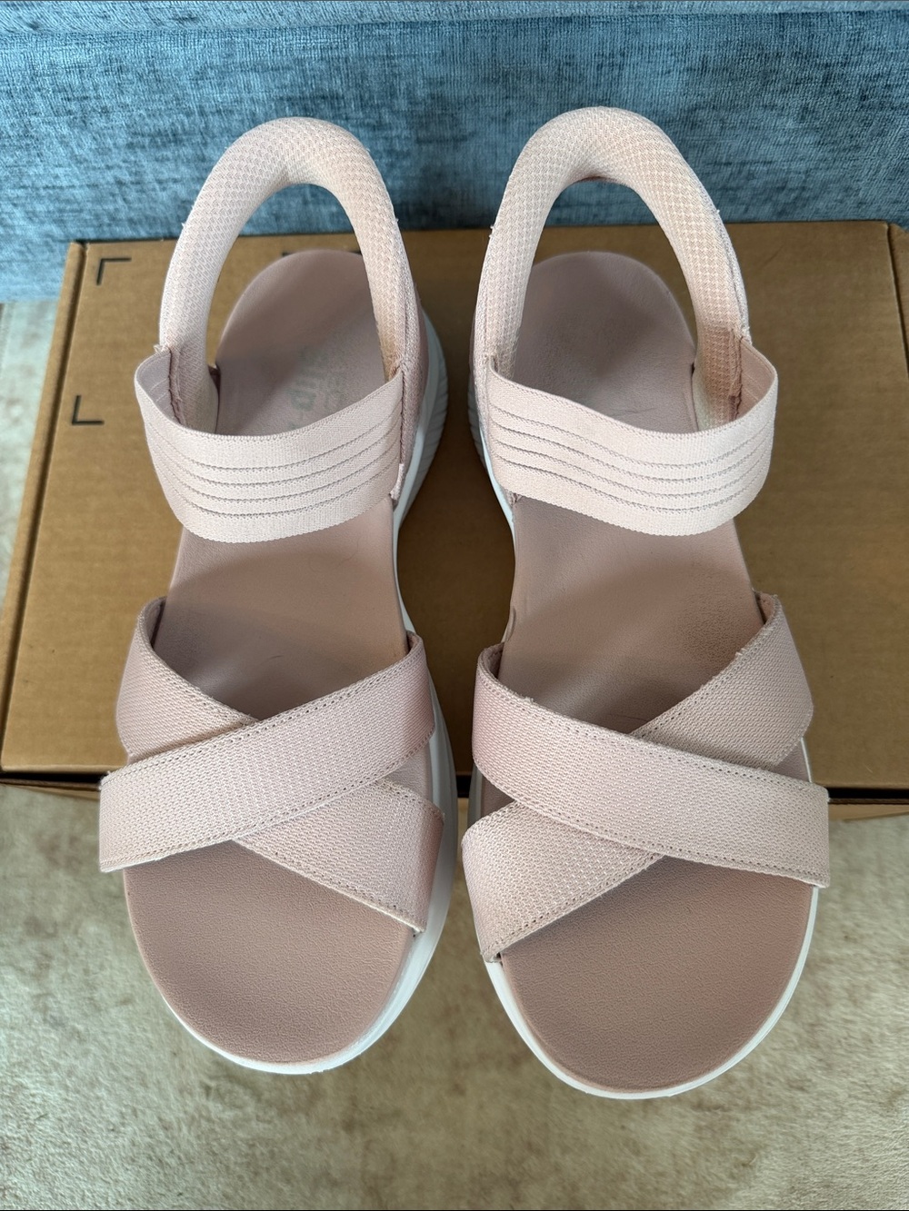 Skechers Pink Elastic Strap Slip In Sandals - Picture 3 of 9